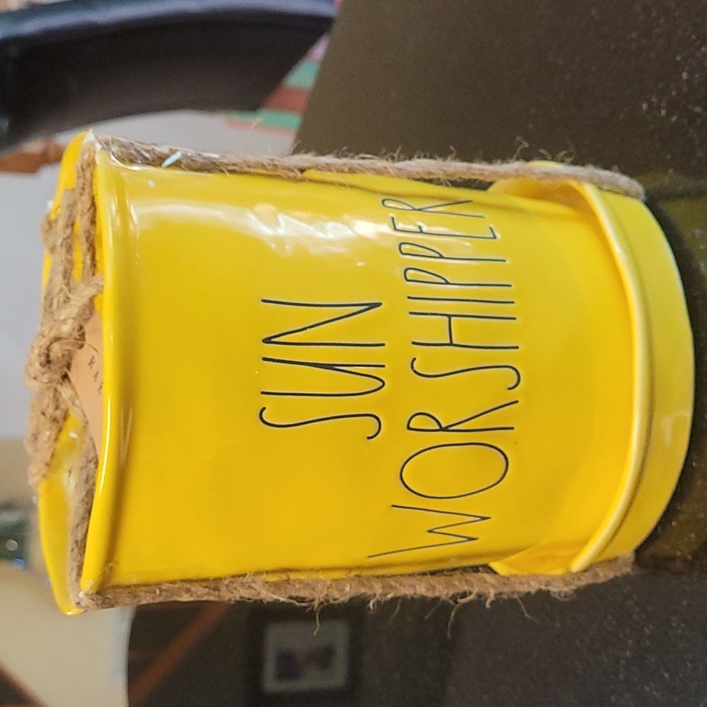 Rae Dunn Planter